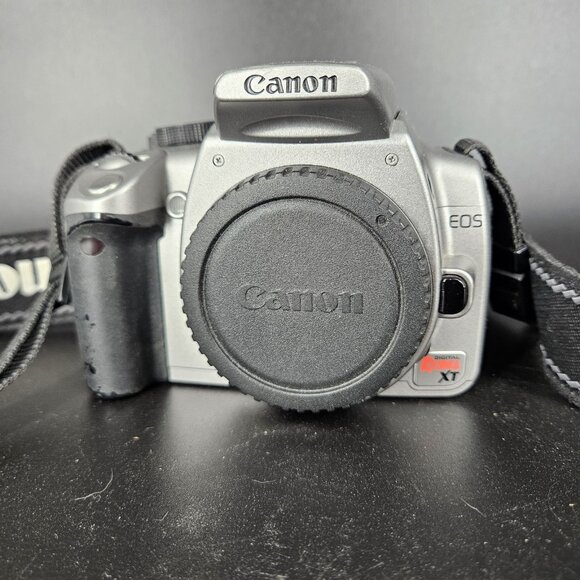 Vintage Canon EOS Digital Rebel XT Camera Body 8MP Made in Japan AS IS Parts Rep - Picture 1 of 12